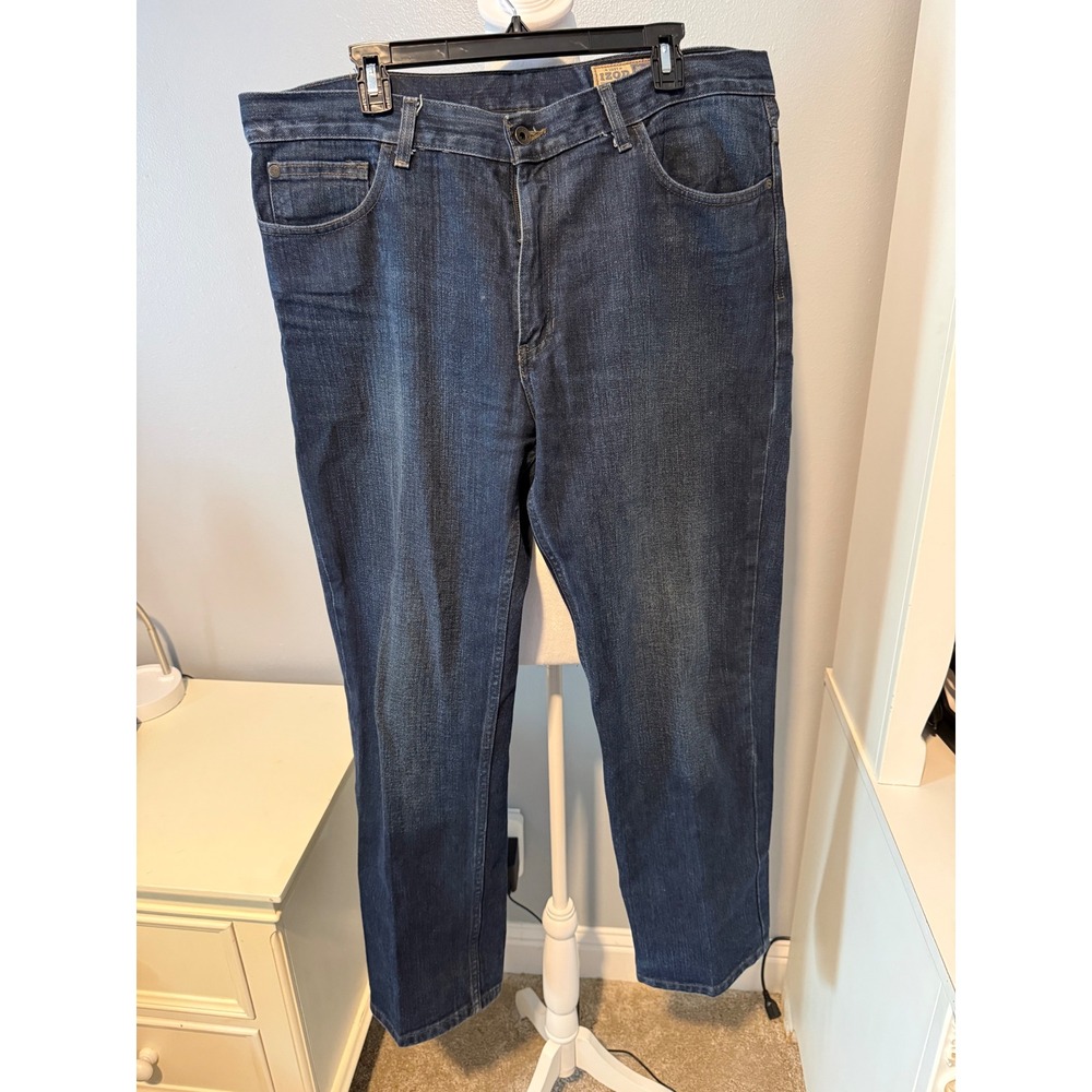 IZOD Mens Classic Straight Leg Dark Wash Denim Jeans 38x32 Blue 1937 New York